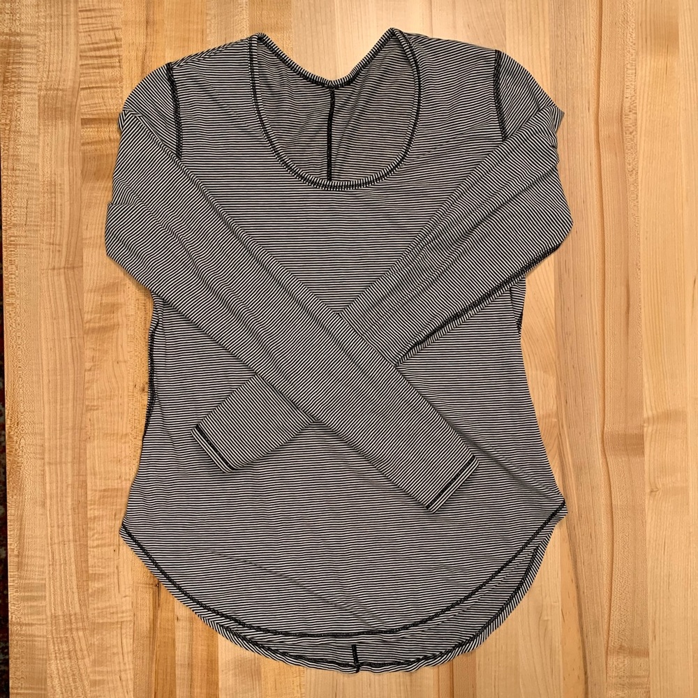 Lululemon Yogini Long Sleeve Tee Tonka Stripe sz 6